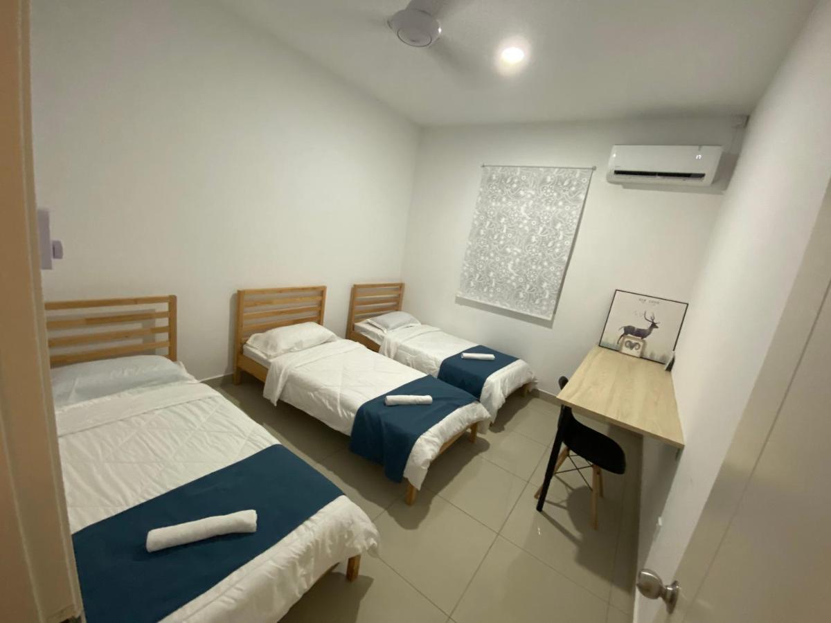 Desaru Happy Guest House D エクステリア 写真
