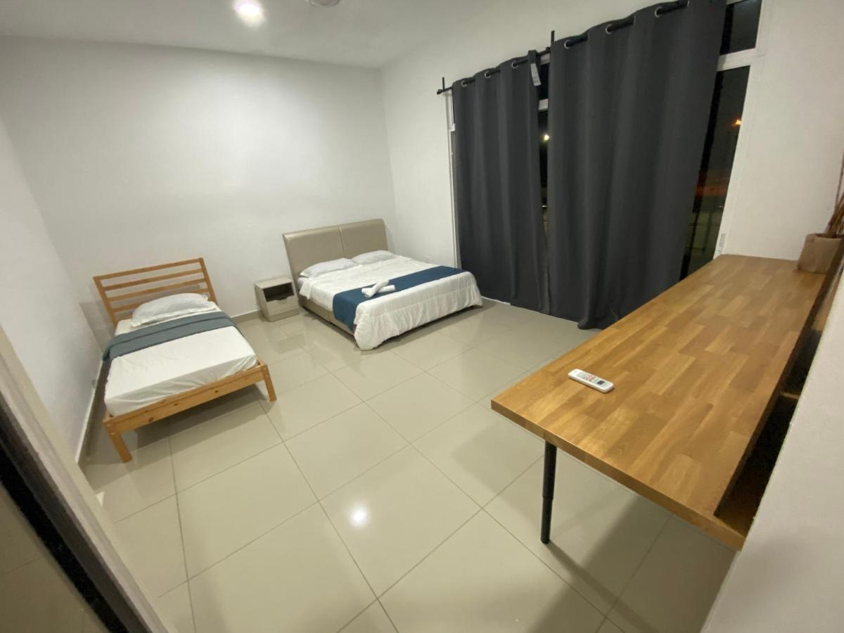 Desaru Happy Guest House D エクステリア 写真